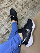 ZOOM PEGASUS TRAIL PRETO BRANCO