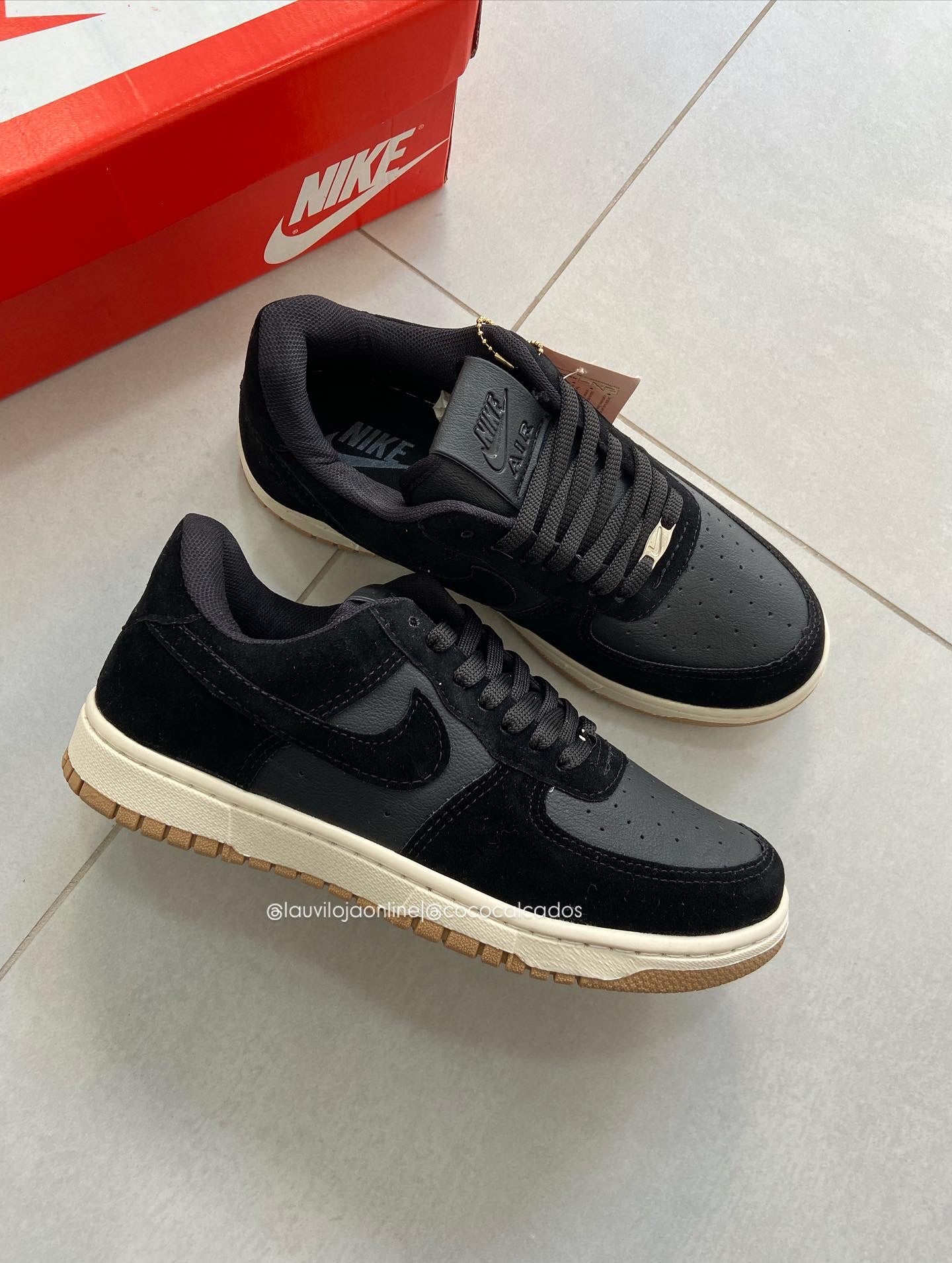 NIKE DUNK PRETO/OFF