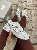 NB 530 BRANCO / PRATA