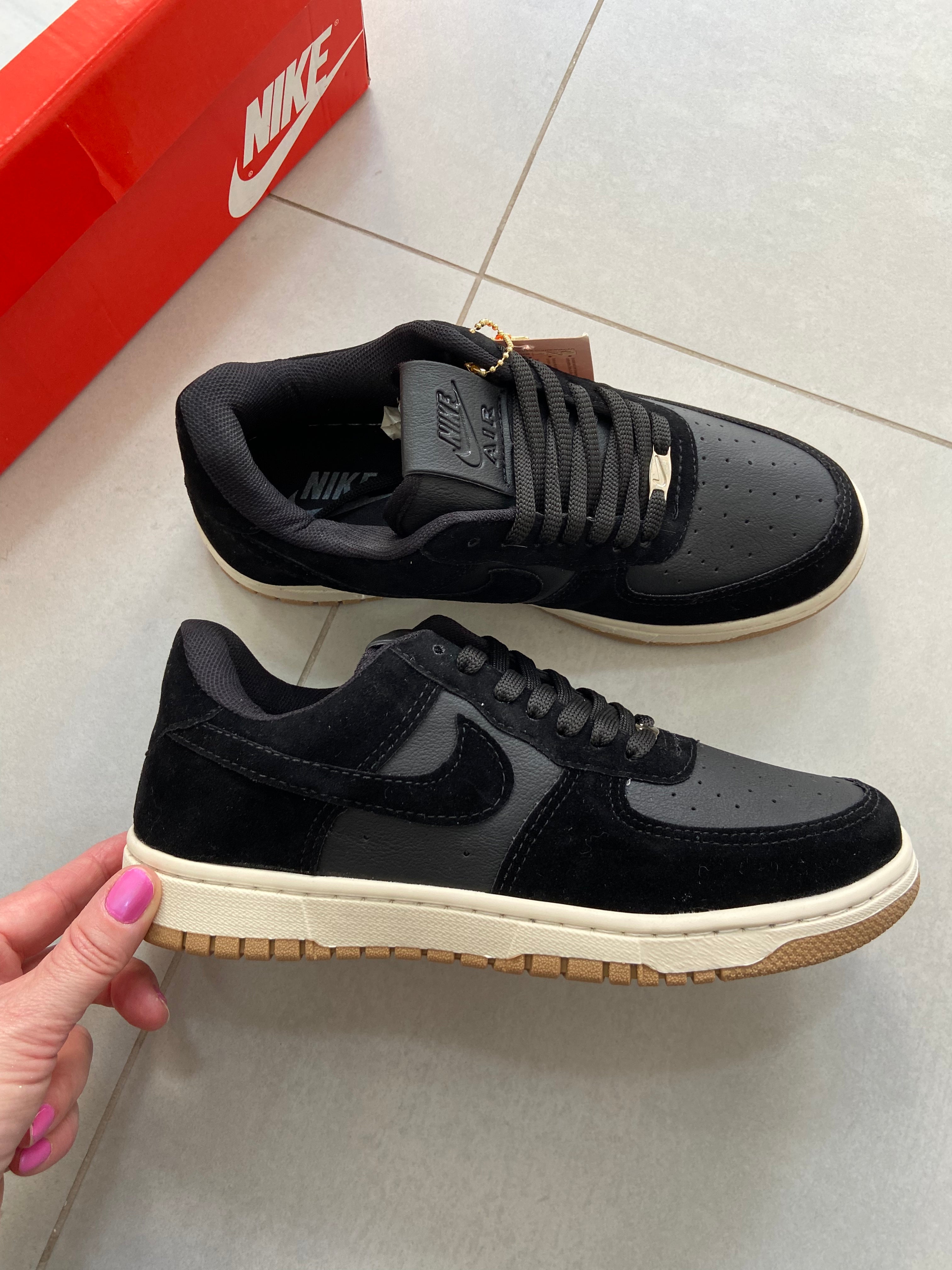 NIKE DUNK PRETO/OFF